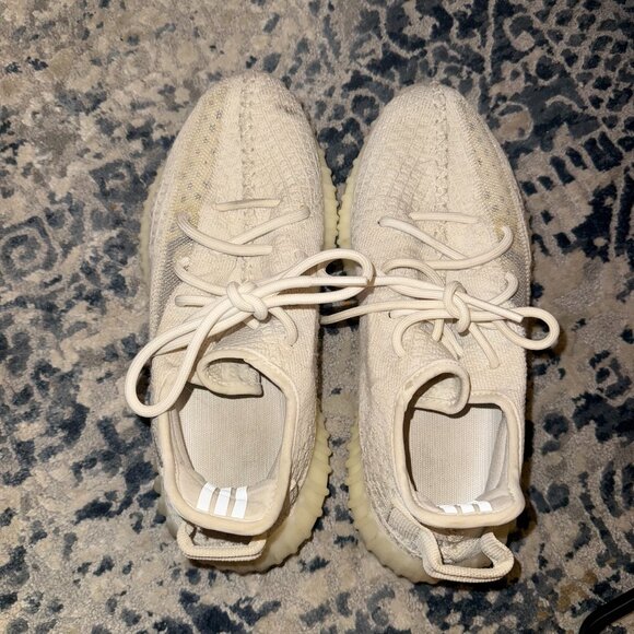 Adidas Yeezy Boost 350 V2 "Cream White" | Male size 6 - Picture 2 of 4